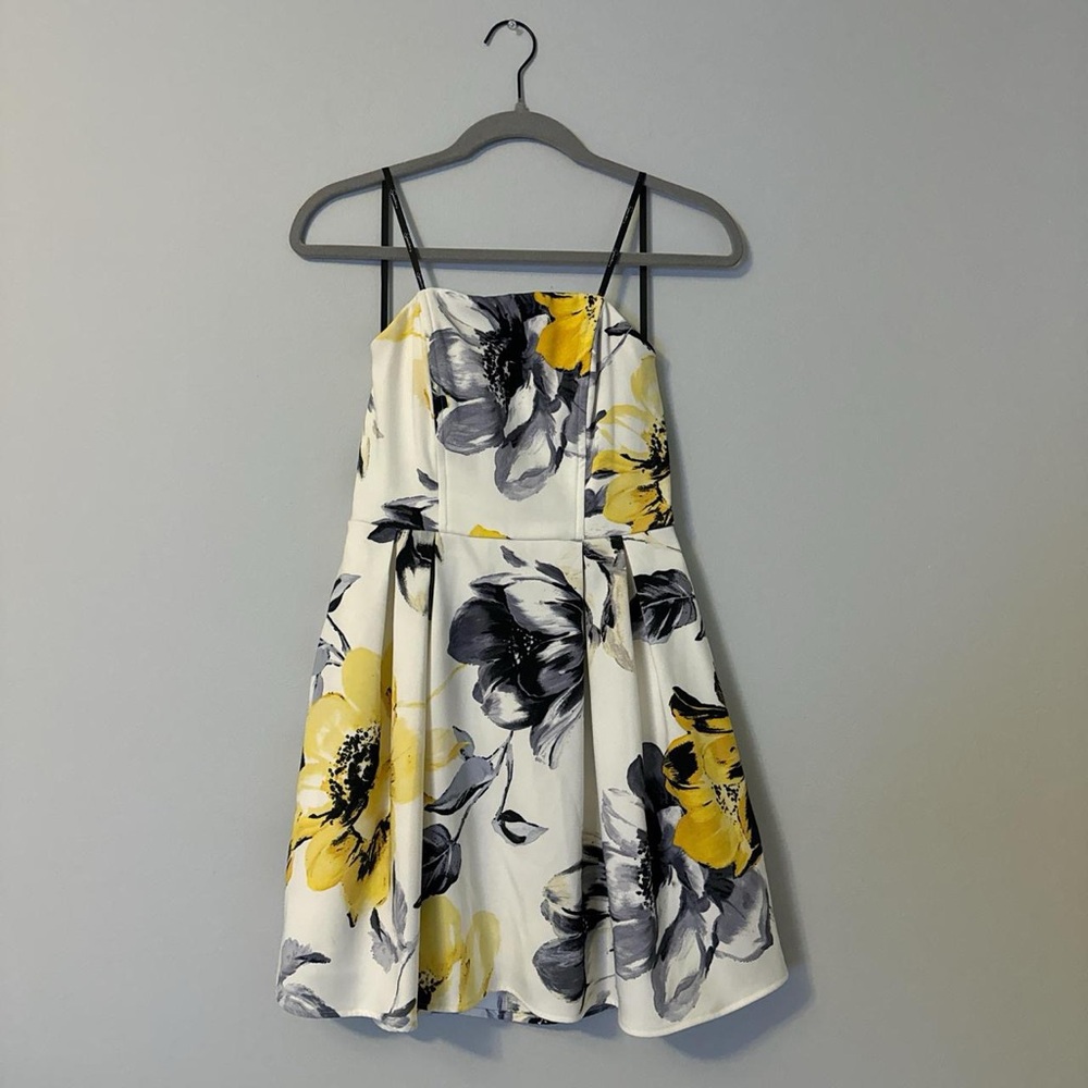 Xtraordinary Floral Yellow and Black Strapless Mini Dress